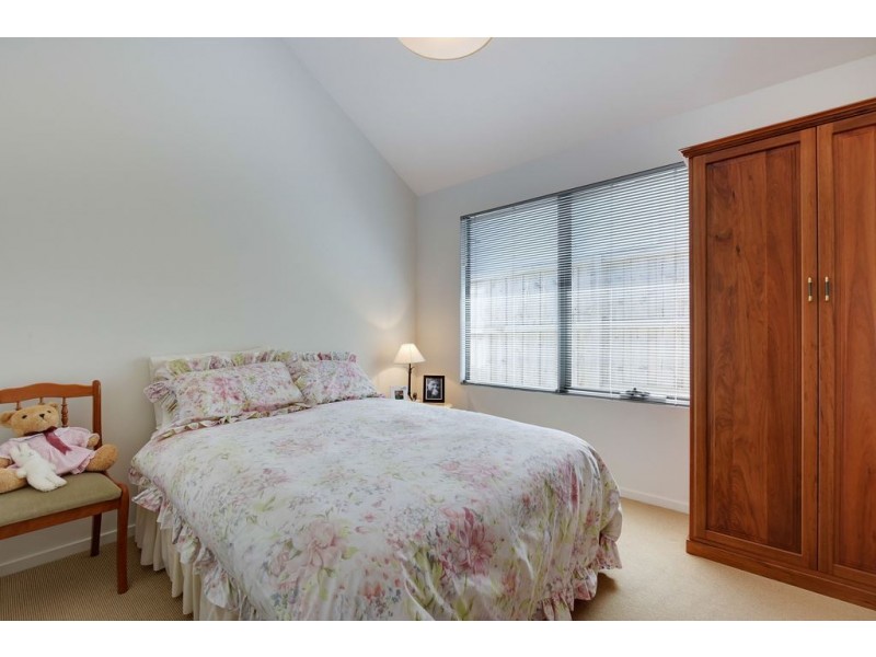 1/60 Pindos Drive, Tranmere TAS 7018