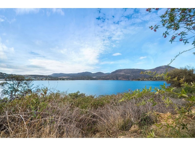 1 MacRobertsons Terrace, Claremont TAS 7011