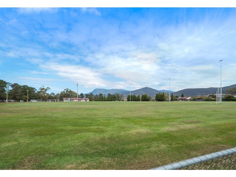 1 MacRobertsons Terrace, Claremont TAS 7011