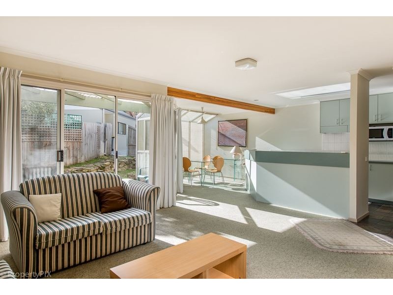 2/8a McRobies Road, South Hobart TAS 7004