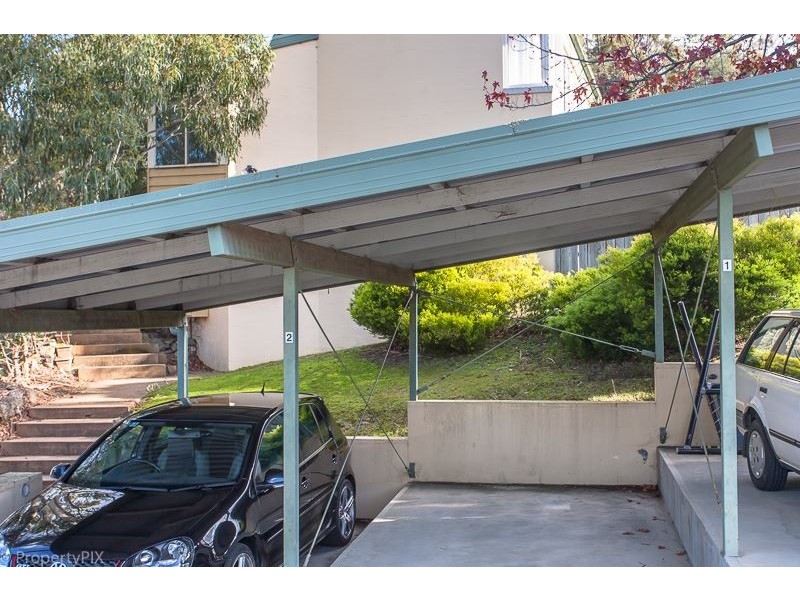 2/8a McRobies Road, South Hobart TAS 7004