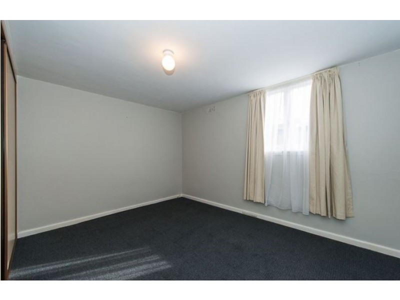 2/31 Bournville Crescent, Claremont TAS 7011