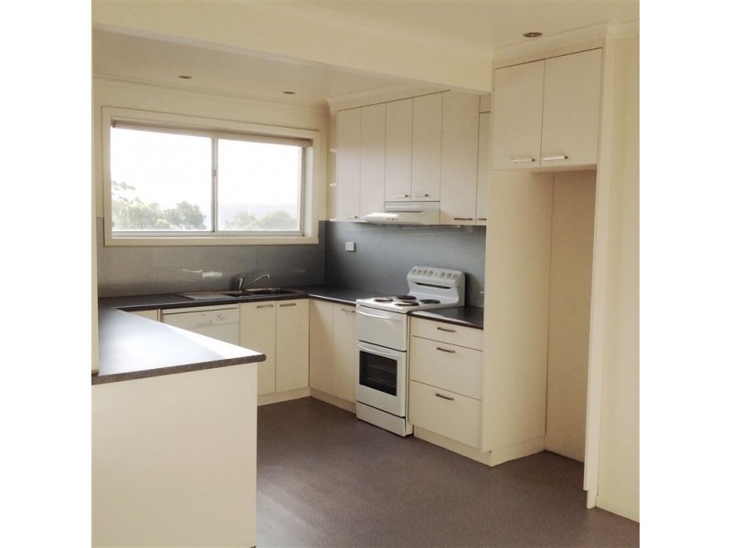 2/3 Shirley Boulevard, Lenah Valley TAS 7008