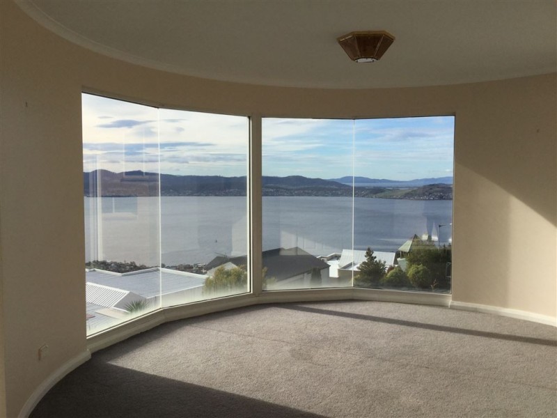 10/54 Nicholas Drive, Sandy Bay TAS 7005