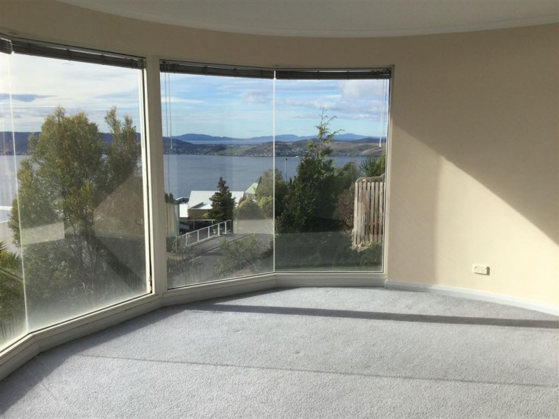 10/54 Nicholas Drive, Sandy Bay TAS 7005