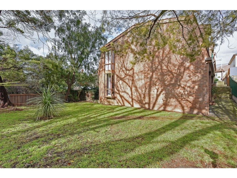 70 Queen Street, Sandy Bay TAS 7005