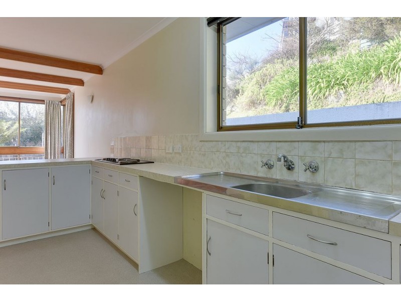 27 Clift Street, Mount Stuart TAS 7000