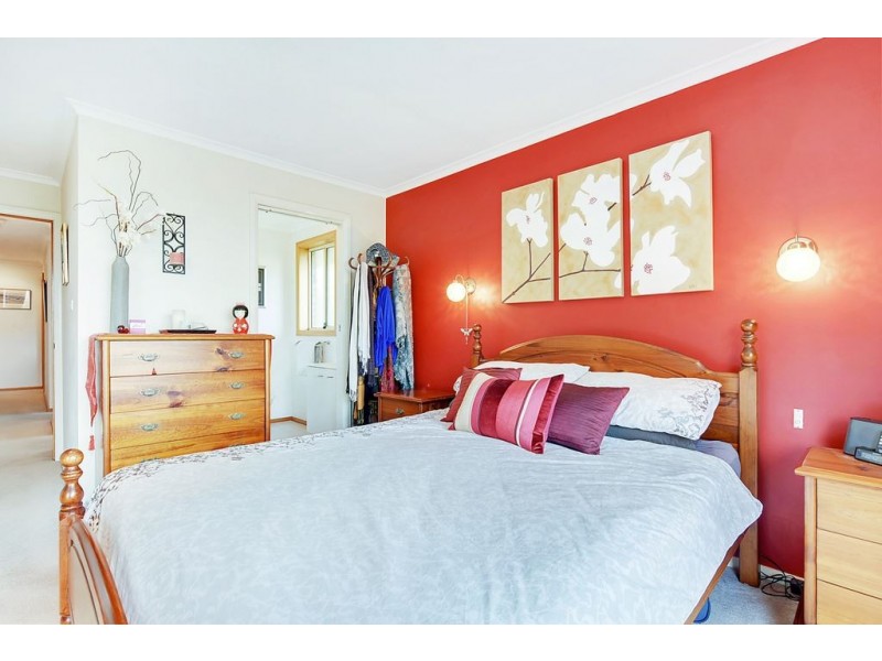 60 Walana Street, Geilston Bay TAS 7015