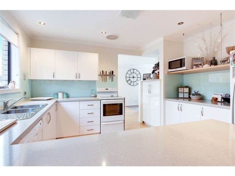 4 Zenith Court, Howrah TAS 7018
