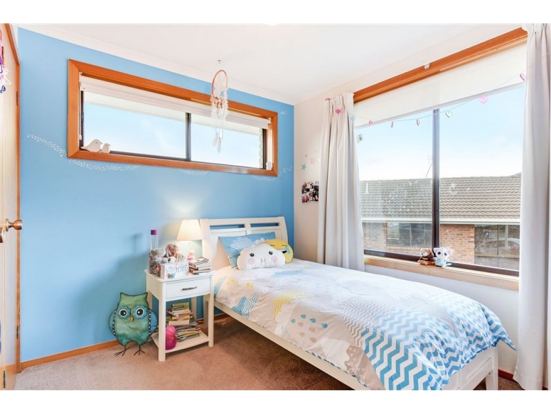 4 Zenith Court, Howrah TAS 7018