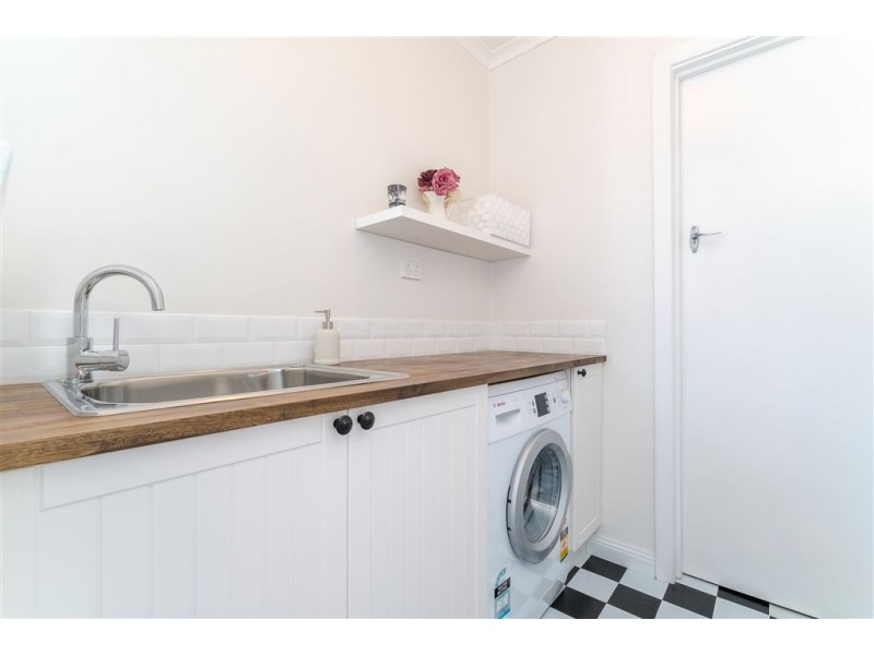24 Bournville Crescent, Claremont TAS 7011
