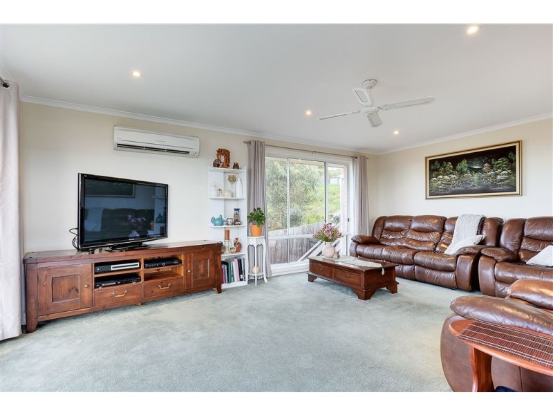 6 Stewart Court, Midway Point TAS 7171