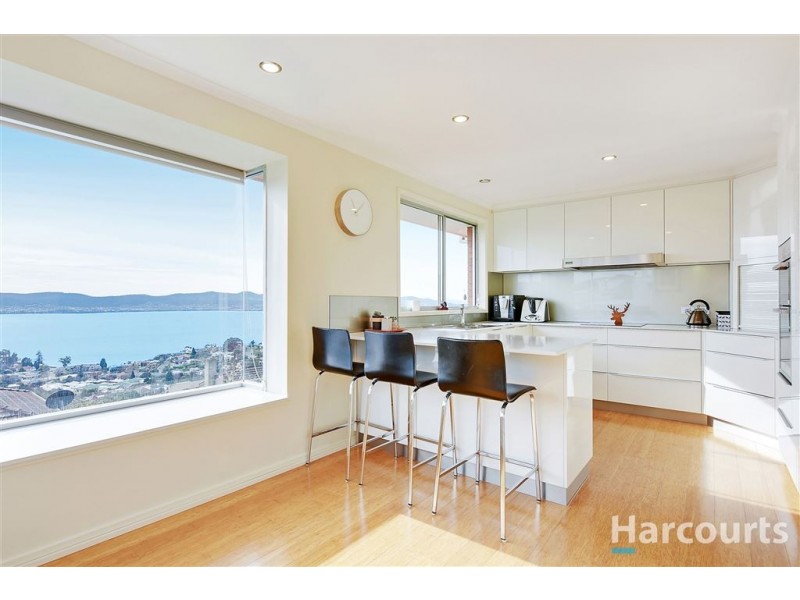 23 Broadwaters Parade, Sandy Bay TAS 7005
