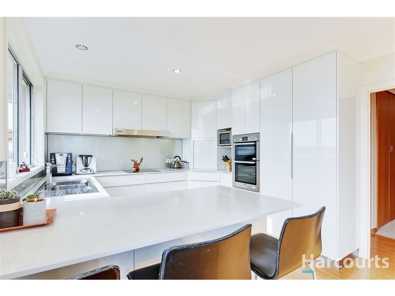 23 Broadwaters Parade, Sandy Bay TAS 7005
