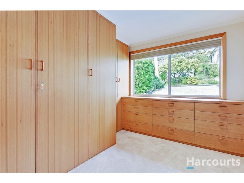 23 Broadwaters Parade, Sandy Bay TAS 7005