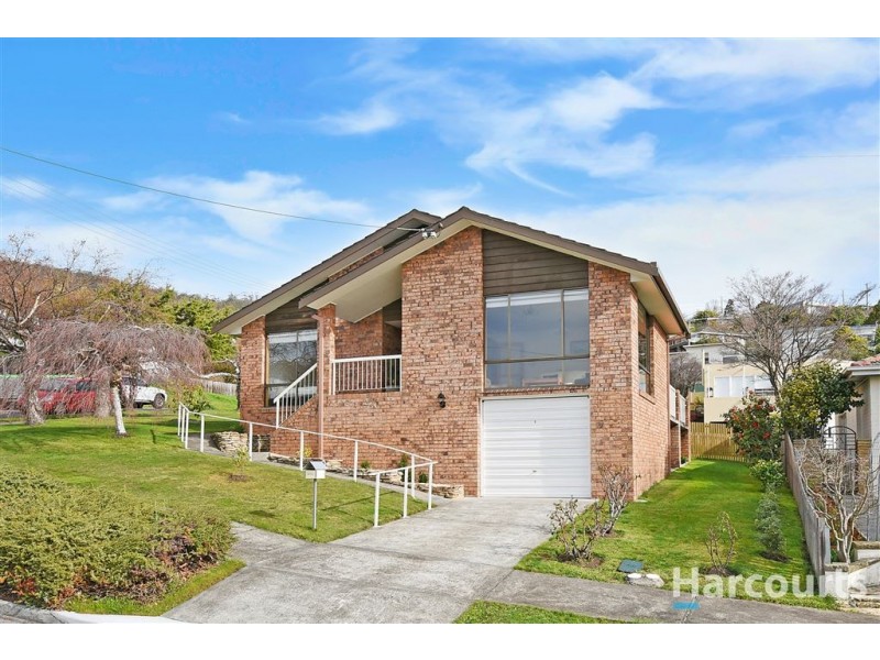 2/1A Buchanan Avenue, Sandy Bay TAS 7005