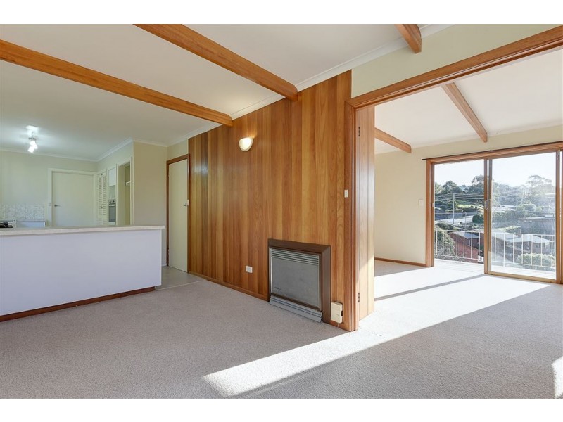 27 Clift Street, Mount Stuart TAS 7000