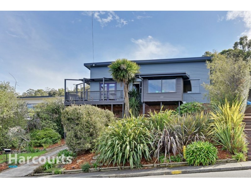 122 Waverley Street, Bellerive TAS 7018