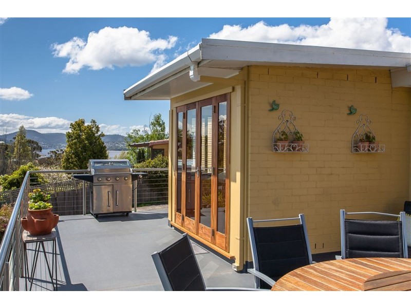 41 Maning Avenue, Sandy Bay TAS 7005