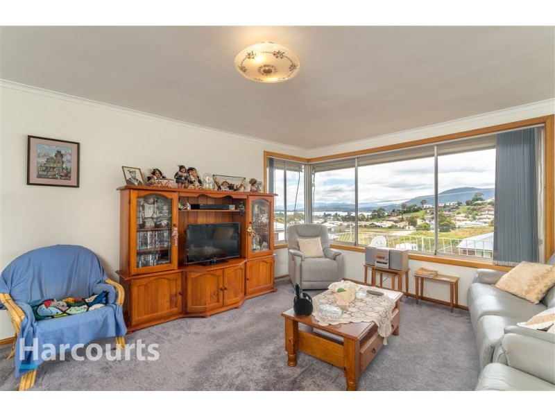 37 Tenth Avenue, West Moonah TAS 7009