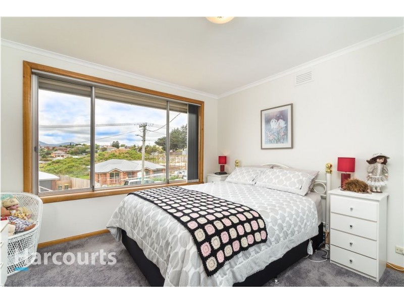 37 Tenth Avenue, West Moonah TAS 7009