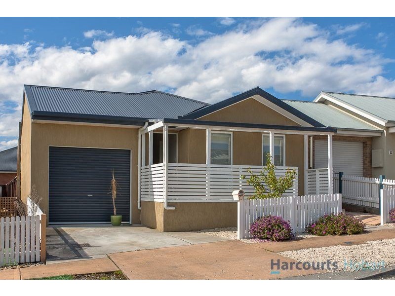 24 Alfreds Garden Road, Kingston TAS 7050