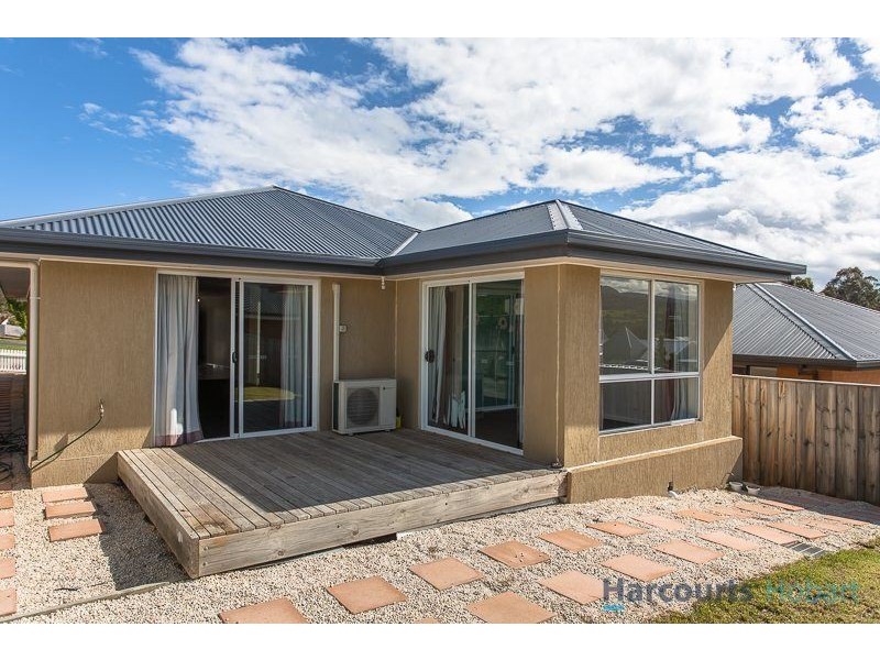 24 Alfreds Garden Road, Kingston TAS 7050
