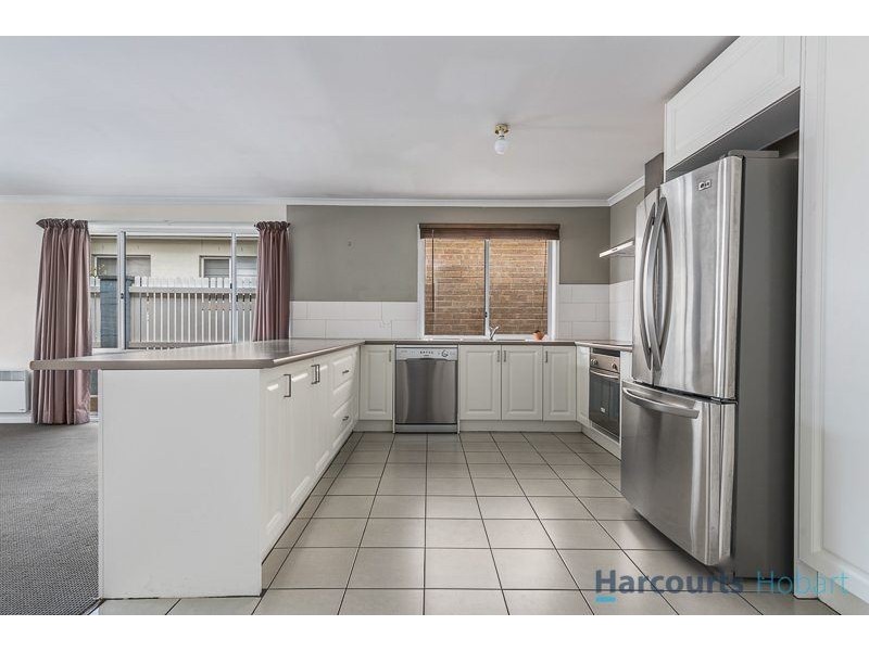 24 Alfreds Garden Road, Kingston TAS 7050