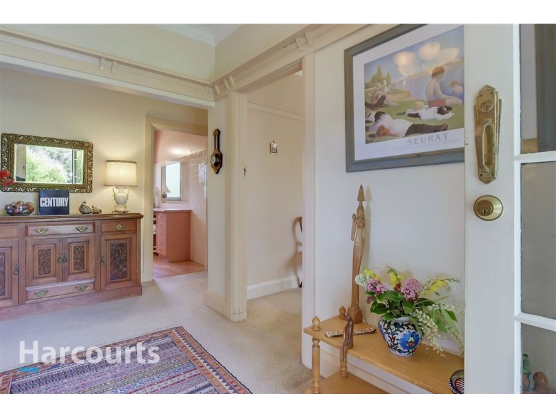 18 Minallo Avenue, West Hobart TAS 7000