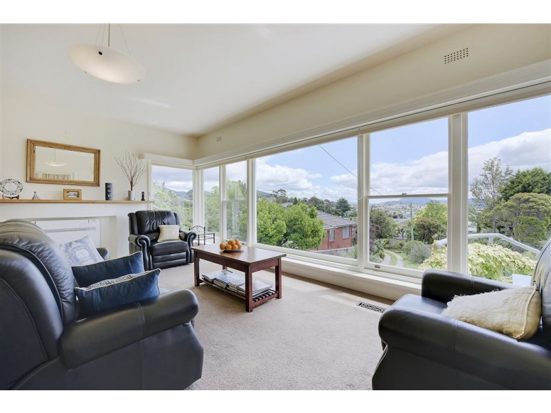 70 Waimea Avenue, Sandy Bay TAS 7005