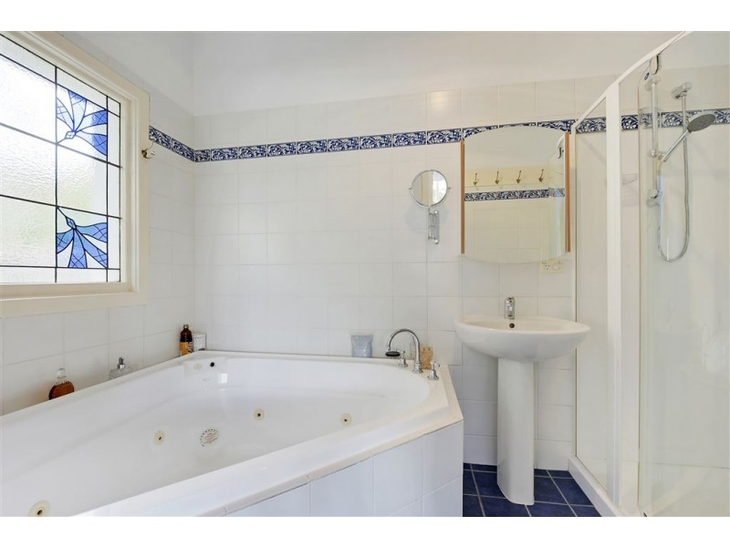 70 Waimea Avenue, Sandy Bay TAS 7005