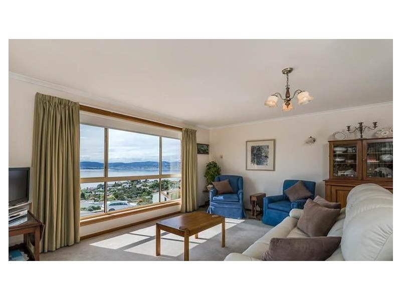 1/476 Churchill Avenue, Sandy Bay TAS 7005