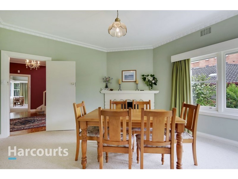 5 Derwentwater Avenue, Sandy Bay TAS 7005