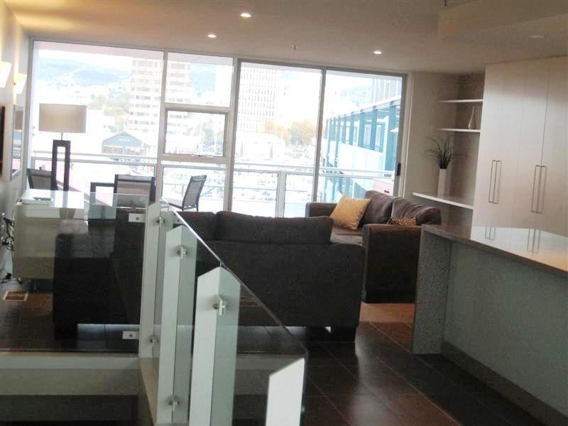 402/3 Evans Street, Hobart TAS 7000
