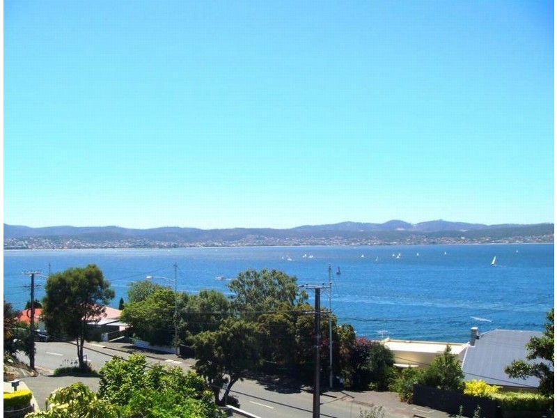 2/723 Sandy Bay Road, Sandy Bay TAS 7005