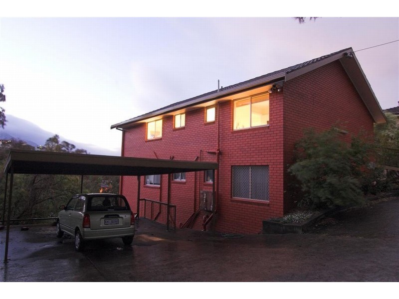 1/527 Churchill Avenue, Sandy Bay TAS 7005