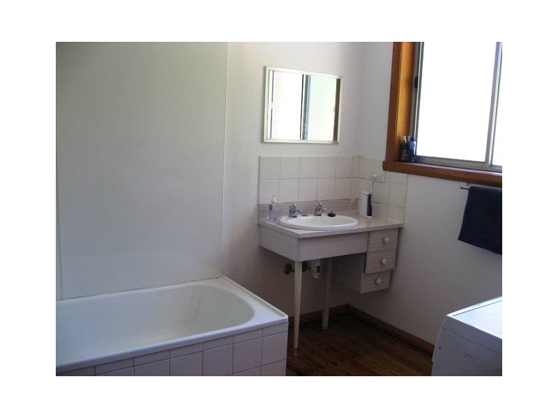 3/65 Doyle Ave, Lenah Valley TAS 7008