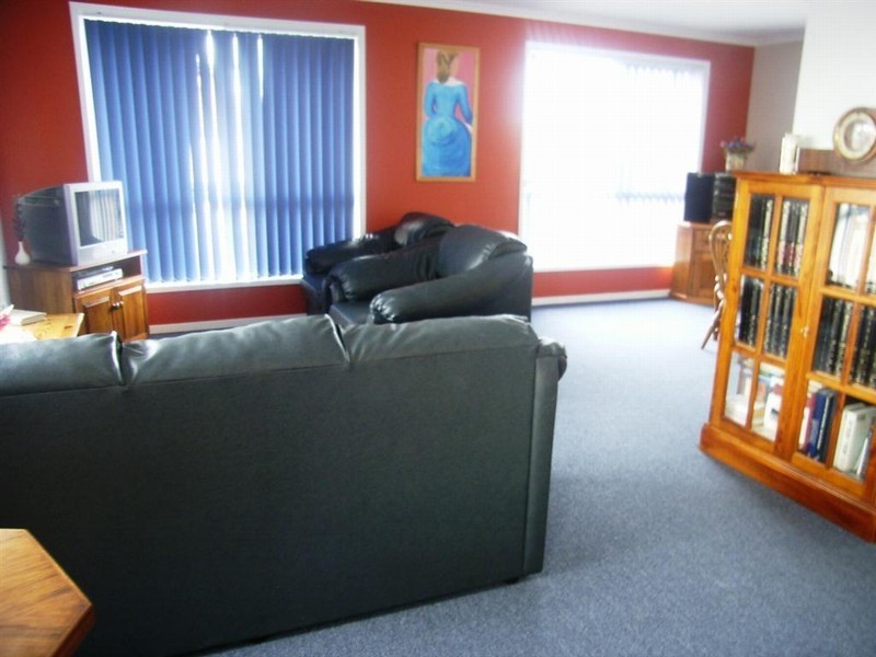 4/16 Pearsall Avenue, Blackmans Bay TAS 7052