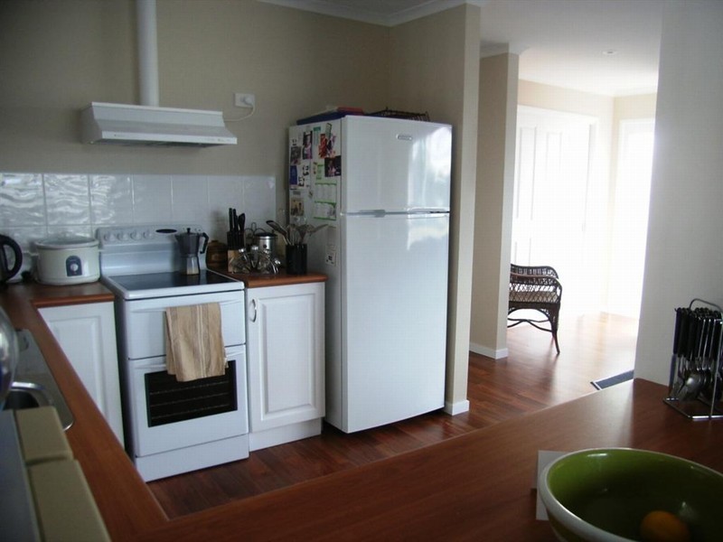 4/16 Pearsall Avenue, Blackmans Bay TAS 7052