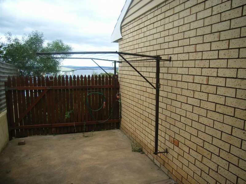 1/12 Coolamon Road, Taroona TAS 7053