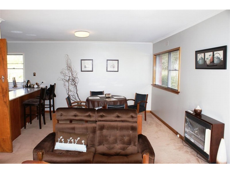 a/1 Mortimer Avenue, New Town TAS 7008