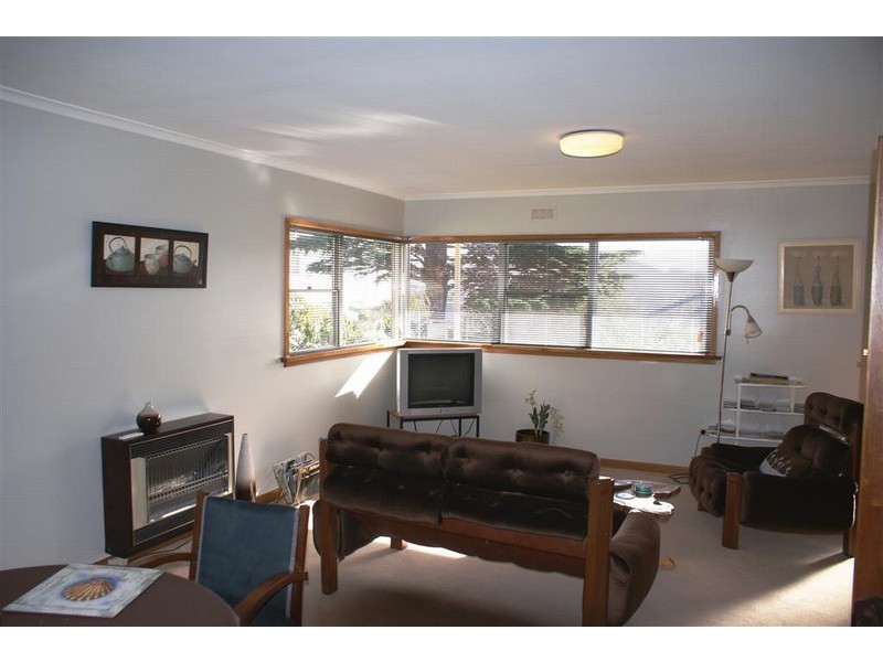 a/1 Mortimer Avenue, New Town TAS 7008