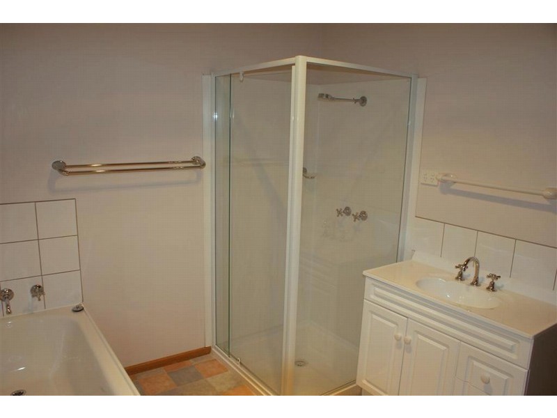 8 Heather Road, Risdon Vale TAS 7016