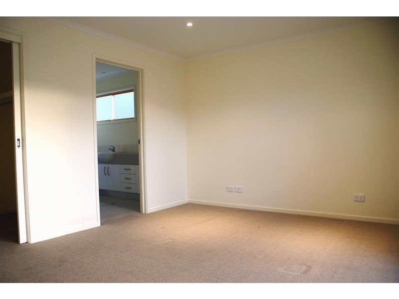 10 Liam Drive, Kingston TAS 7050