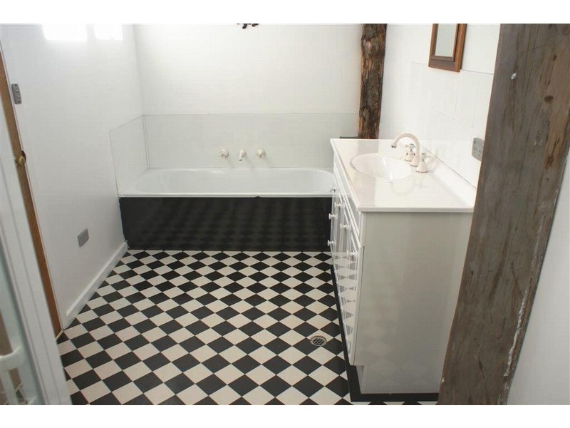 a/91 Hanslow Road, Cambridge TAS 7170