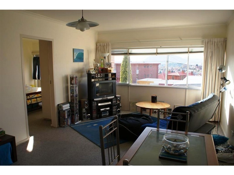 1/4 Hildern Street, New Town TAS 7008
