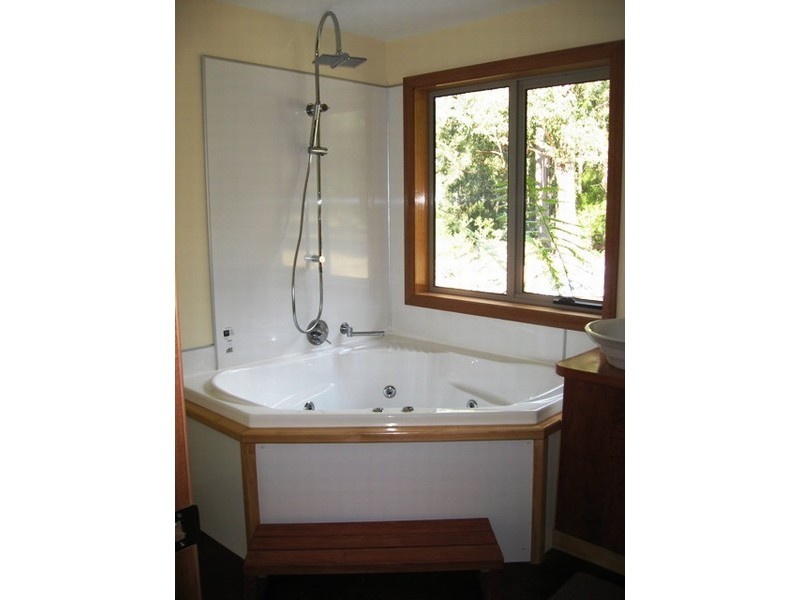 19 Menuggana Road, Fern Tree TAS 7054