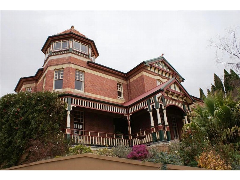 1 Mortimer Avenue, New Town TAS 7008