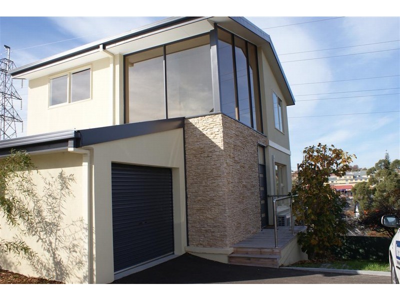 207 New Town Road, New Town TAS 7008