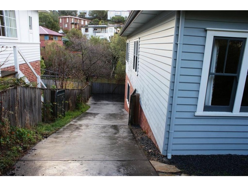 31 Cato Avenue, West Hobart TAS 7000